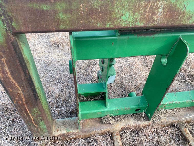 image for item DL1311 34"L bale spear