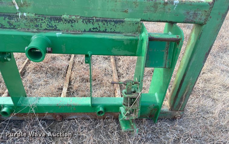 image for item DL1311 34"L bale spear