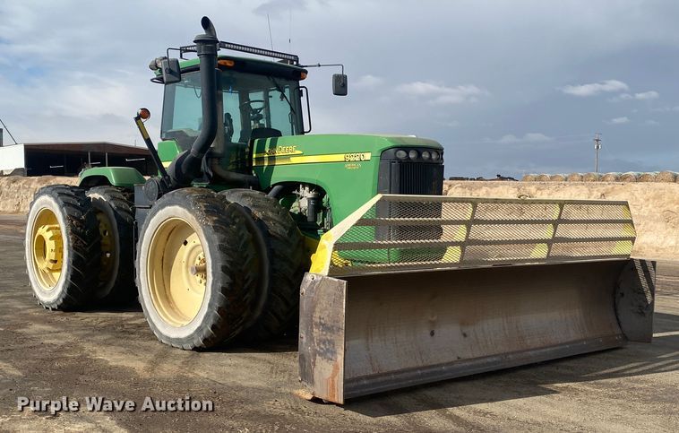 image for item DL1313 2007 John Deere 9220  4WD tractor