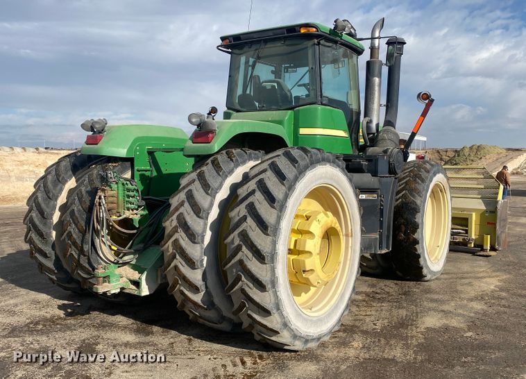 image for item DL1313 2007 John Deere 9220  4WD tractor