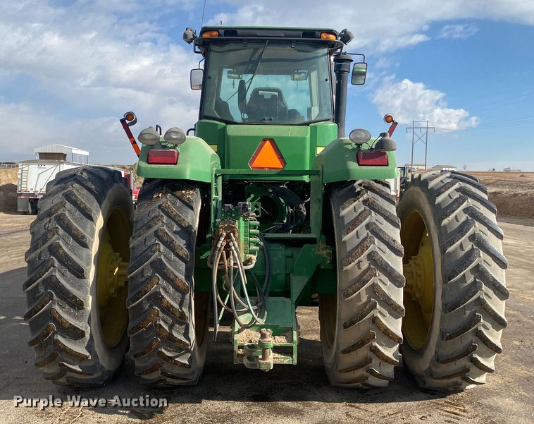 image for item DL1313 2007 John Deere 9220  4WD tractor