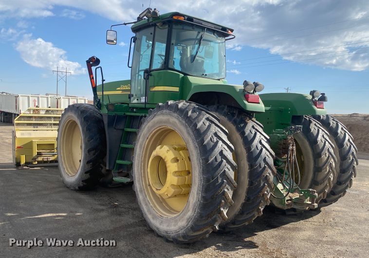 image for item DL1313 2007 John Deere 9220  4WD tractor