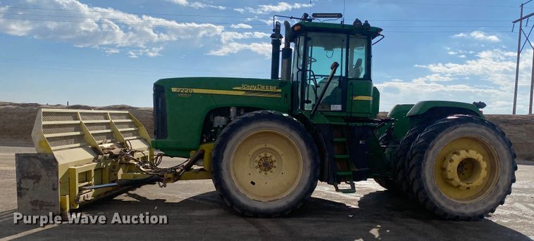 image for item DL1313 2007 John Deere 9220  4WD tractor
