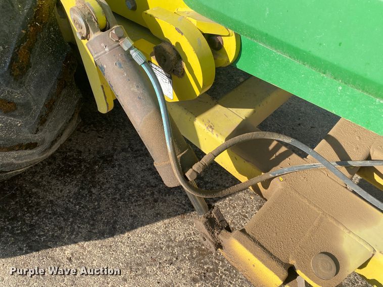 image for item DL1313 2007 John Deere 9220  4WD tractor