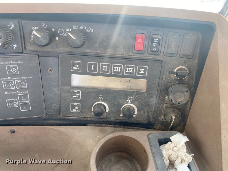 image for item DL1313 2007 John Deere 9220  4WD tractor