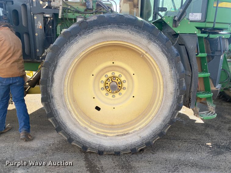 image for item DL1313 2007 John Deere 9220  4WD tractor