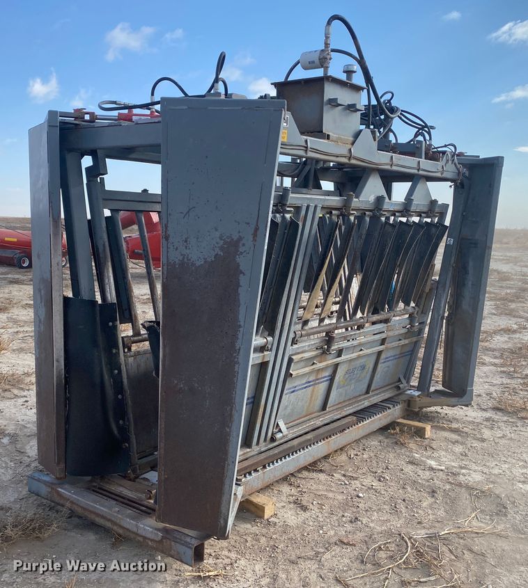 image for item DL1315 Moly  squeeze chute