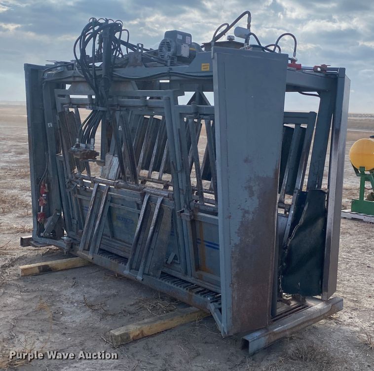 image for item DL1315 Moly  squeeze chute