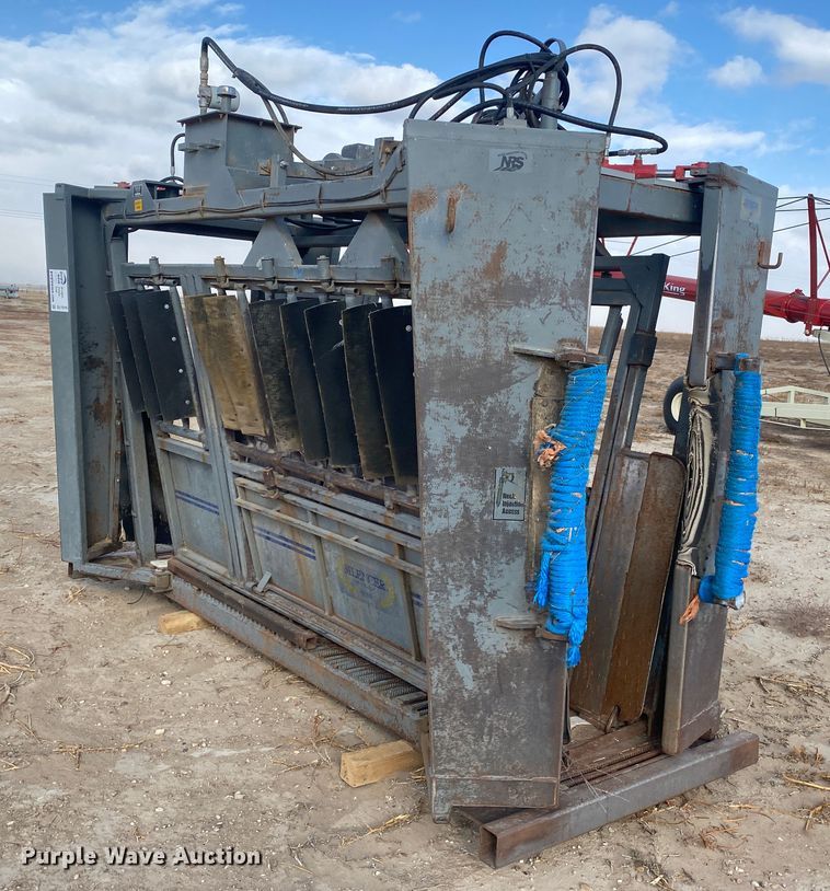 image for item DL1315 Moly  squeeze chute