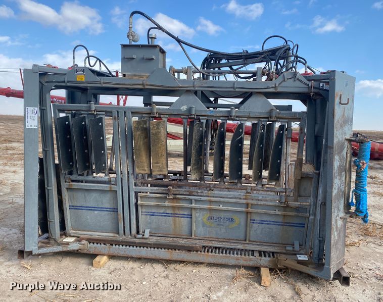 image for item DL1315 Moly  squeeze chute