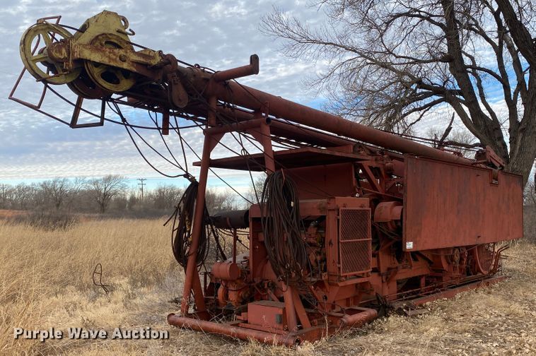 image for item DL1317 1955 Walker-Neer S-33  pulling unit