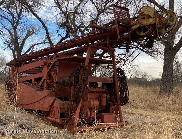 image for item DL1317 1955 Walker-Neer S-33  pulling unit
