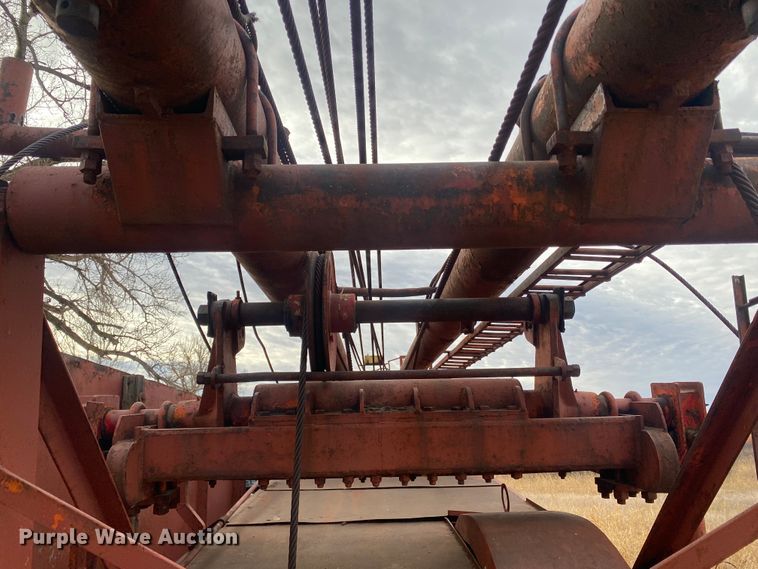 image for item DL1317 1955 Walker-Neer S-33  pulling unit