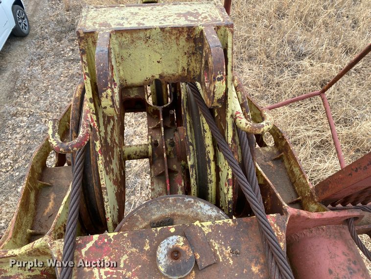 image for item DL1317 1955 Walker-Neer S-33  pulling unit