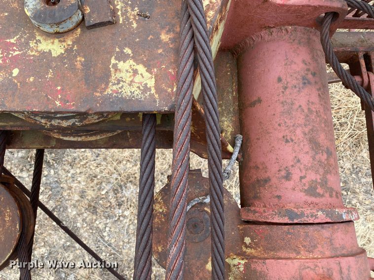 image for item DL1317 1955 Walker-Neer S-33  pulling unit