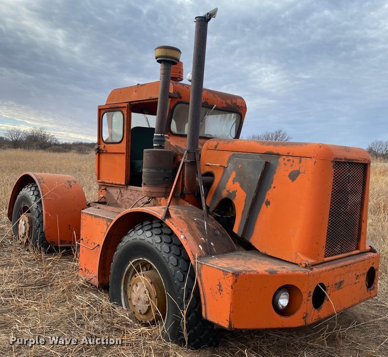 image for item DL1321 Wagner TR9  4WD tractor