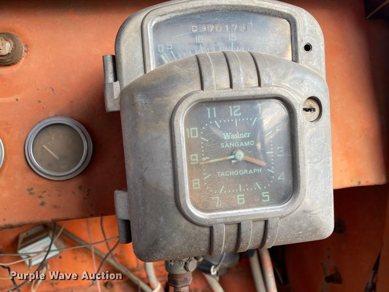 image for item DL1321 Wagner TR9  4WD tractor