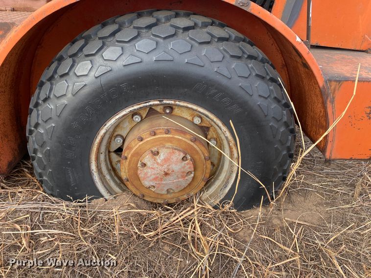 image for item DL1321 Wagner TR9  4WD tractor