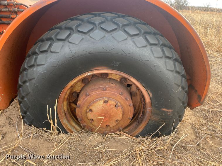 image for item DL1321 Wagner TR9  4WD tractor