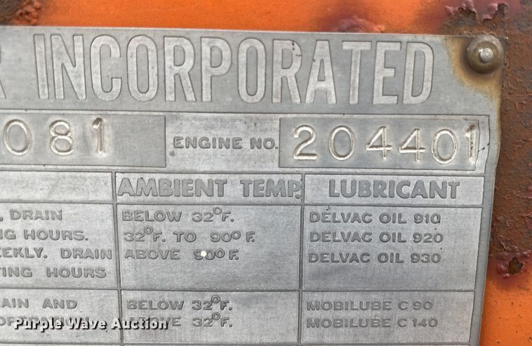 image for item DL1321 Wagner TR9  4WD tractor