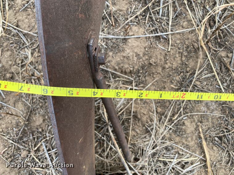 image for item DL1322 John Deere  five bottom plow