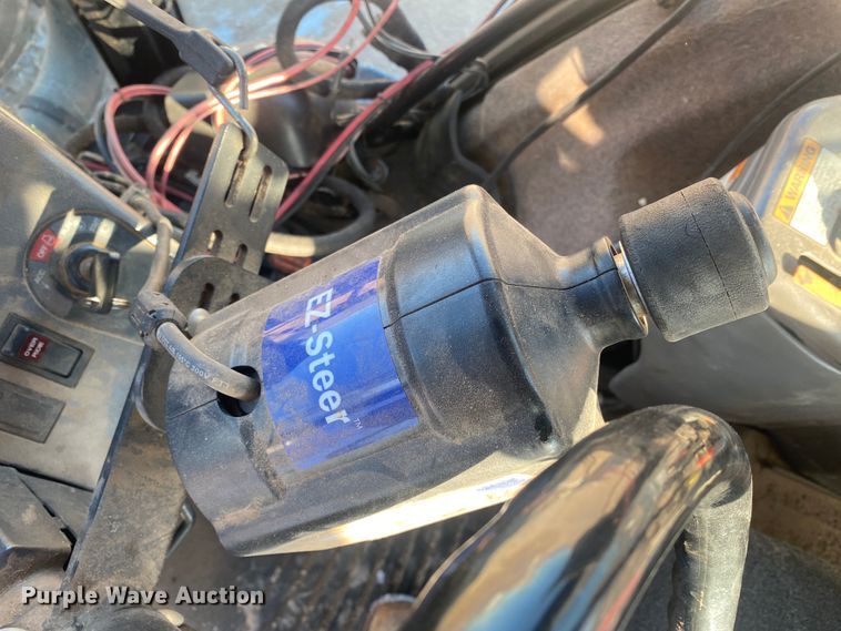 image for item DL1335 1995 Ford 8770  MFWD tractor