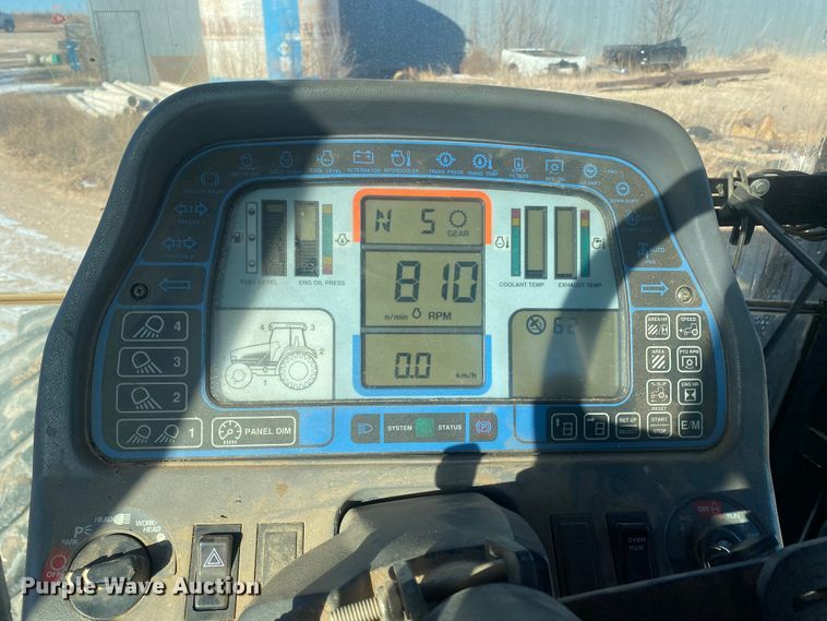 image for item DL1335 1995 Ford 8770  MFWD tractor