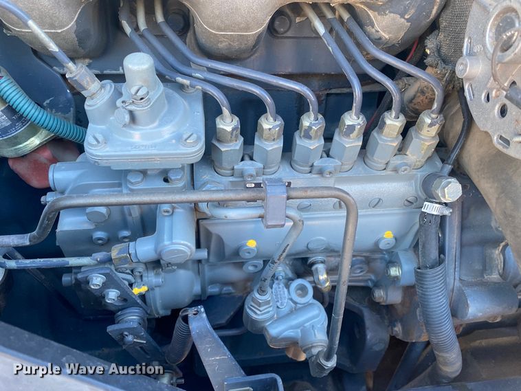 image for item DL1335 1995 Ford 8770  MFWD tractor