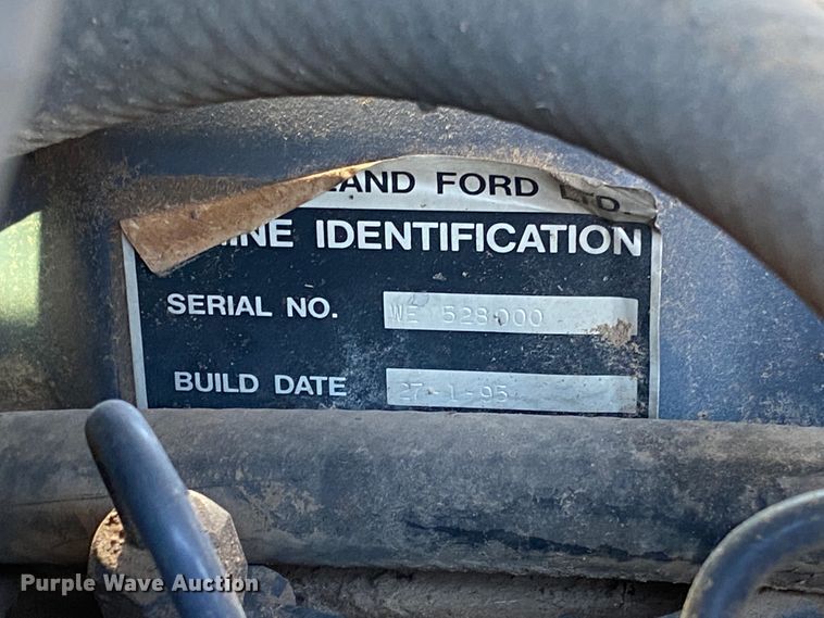 image for item DL1335 1995 Ford 8770  MFWD tractor