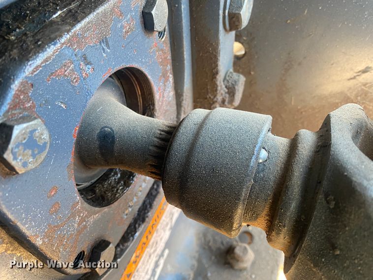 image for item DL1336 Rhino 6200-2  batwing rotary mower