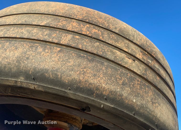 image for item DL1336 Rhino 6200-2  batwing rotary mower