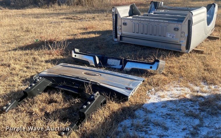 image for item DL1338 Pickup truck bed