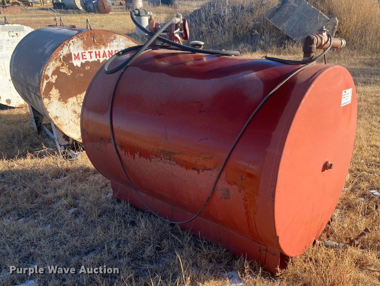 image for item DL1340 (3) fuel tanks