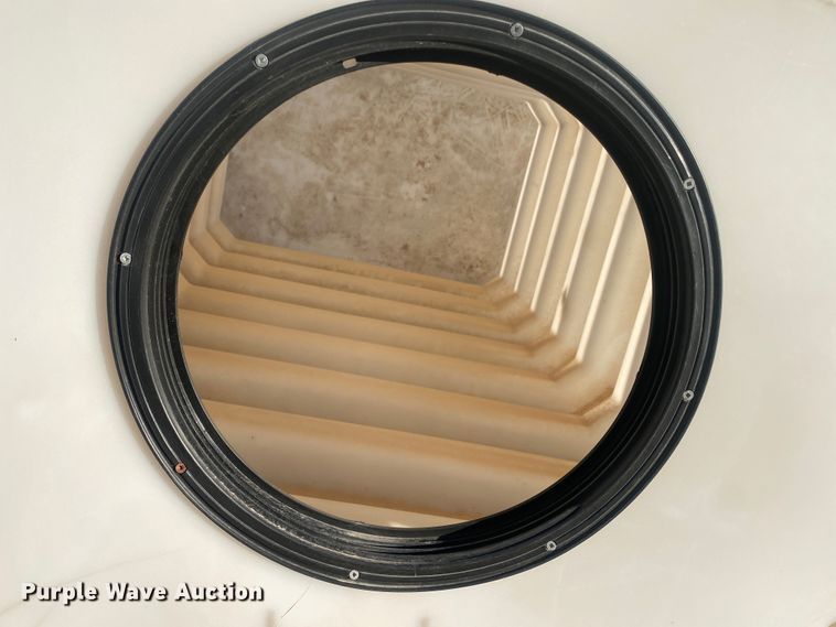 image for item DL1341 (3) poly tanks