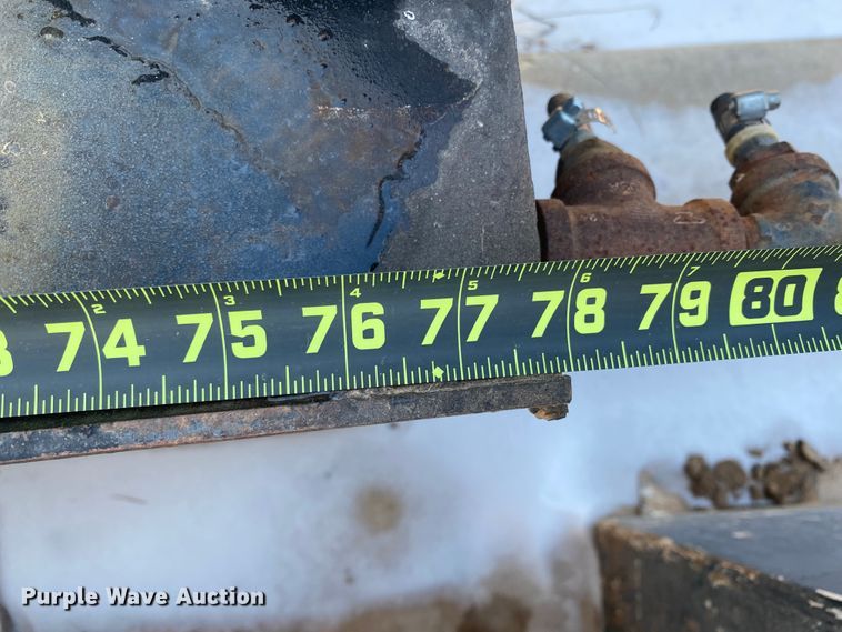 image for item DL1348 (4) fuel tanks