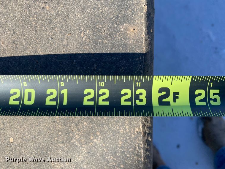 image for item DL1348 (4) fuel tanks