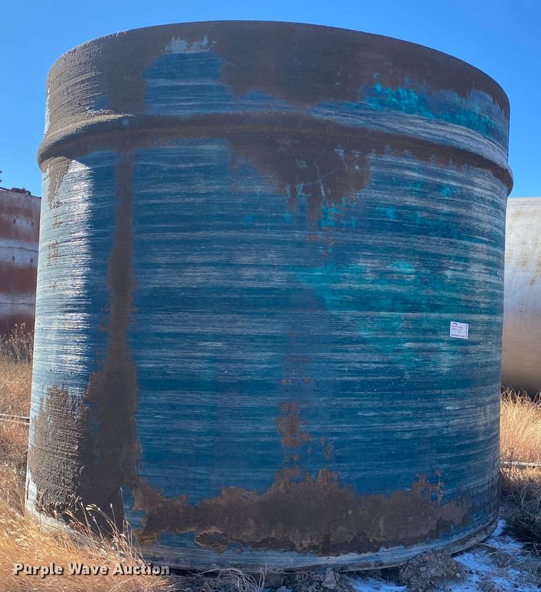image for item DL1356 Fiberglass tank