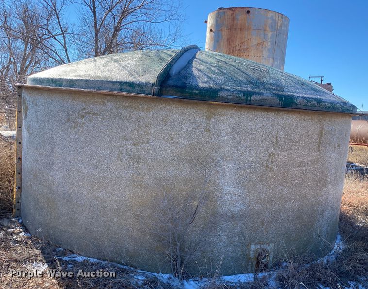 image for item DL1357 Fiberglass tank