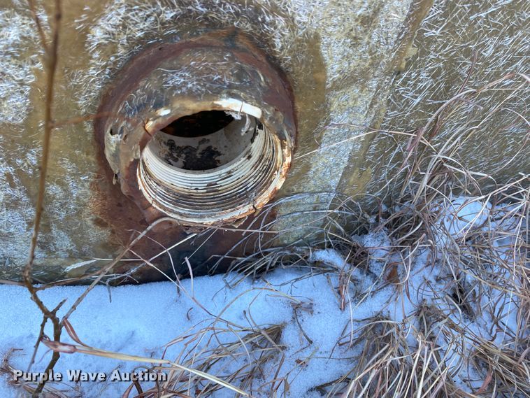 image for item DL1357 Fiberglass tank