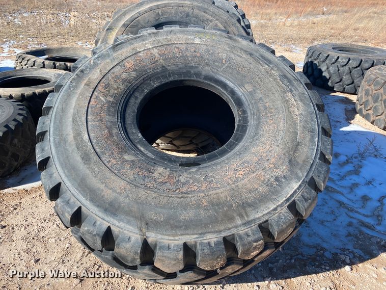 image for item DL1359 Approximately 20 tires