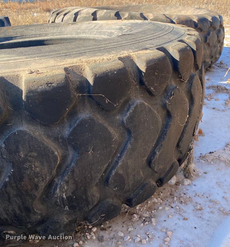 image for item DL1359 Approximately 20 tires