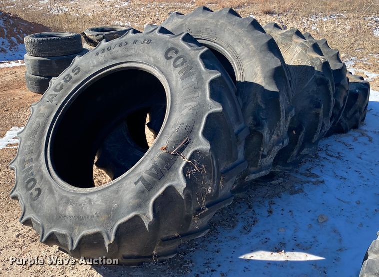 image for item DL1359 Approximately 20 tires