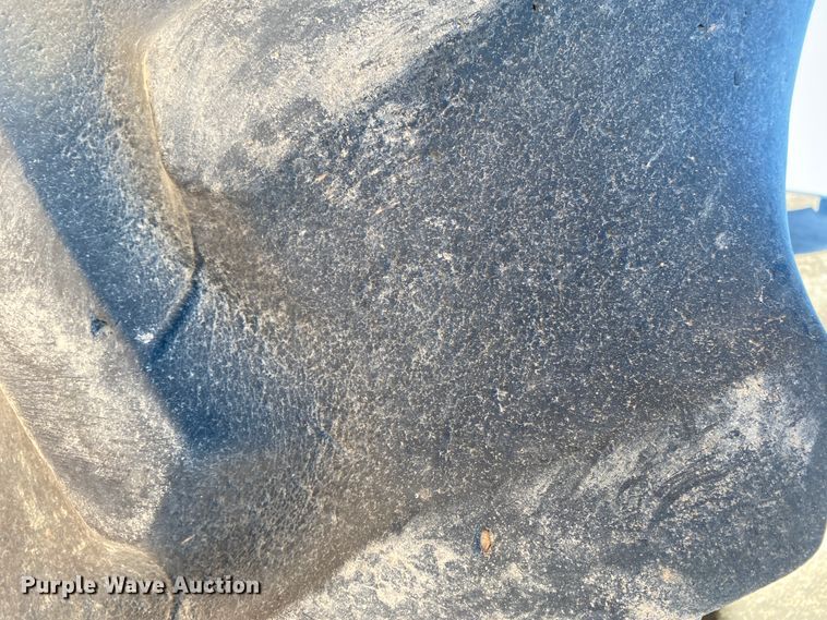 image for item DL1359 Approximately 20 tires