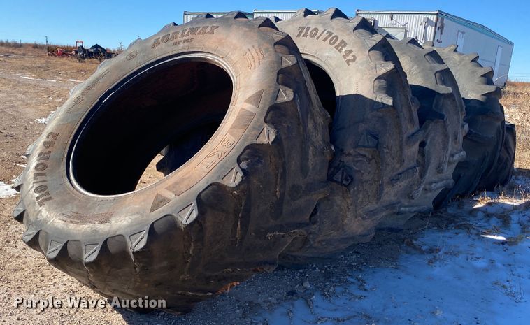 image for item DL1359 Approximately 20 tires