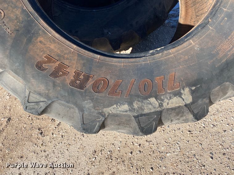 image for item DL1359 Approximately 20 tires