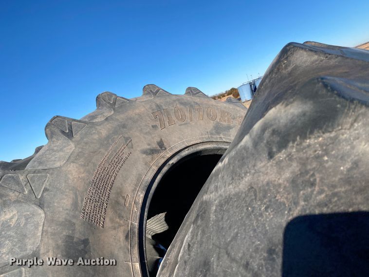 image for item DL1359 Approximately 20 tires