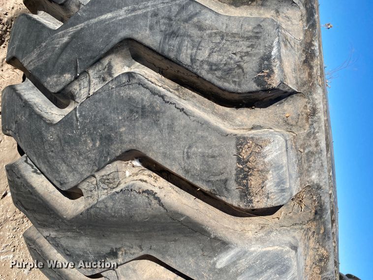 image for item DL1359 Approximately 20 tires