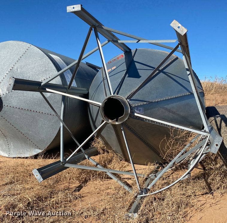 image for item DL1365 (14) grain bins