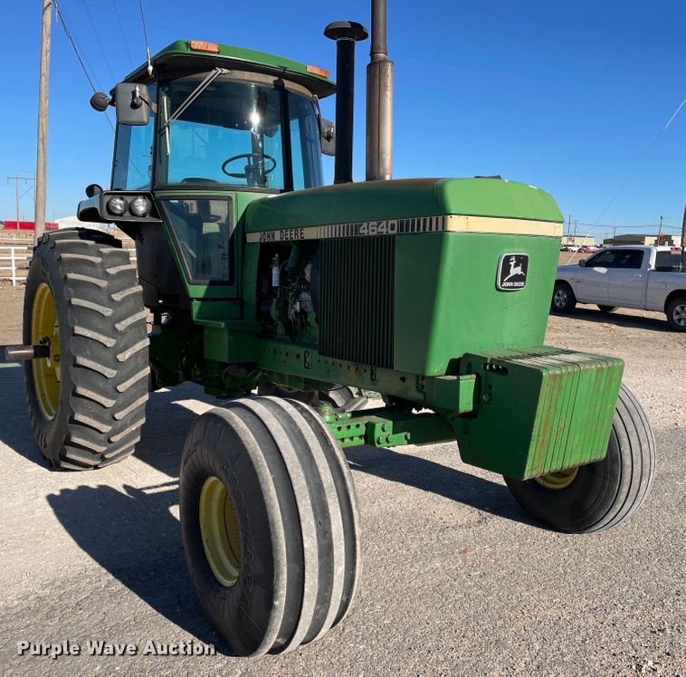 image for item DN0086 1982 John Deere 4640  tractor