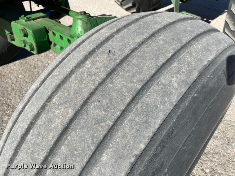 image for item DN0086 1982 John Deere 4640  tractor